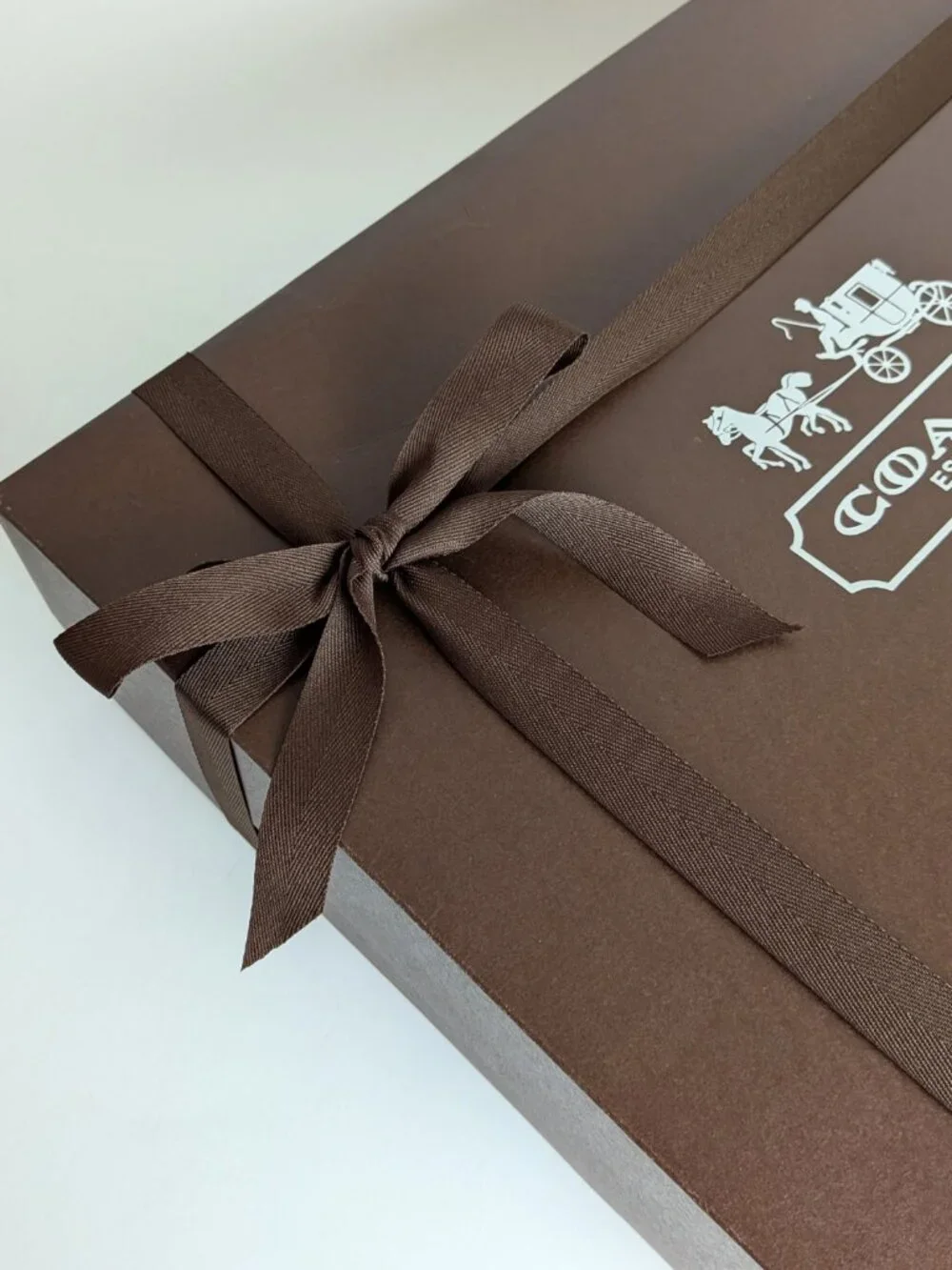 Authentic Coach Large Gift Box Brown Horse & Carriage Logo Ribbon Tissue